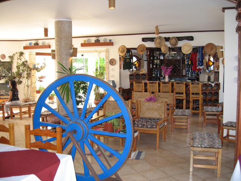 Otel Topset 3*